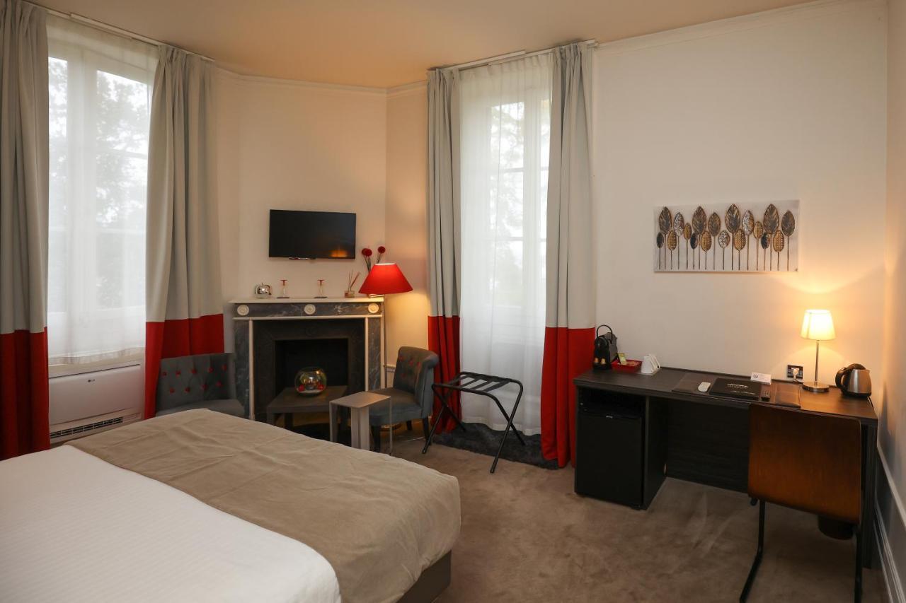 Hotel Chateau De Lacan Brive-la-Gaillarde Bagian luar foto