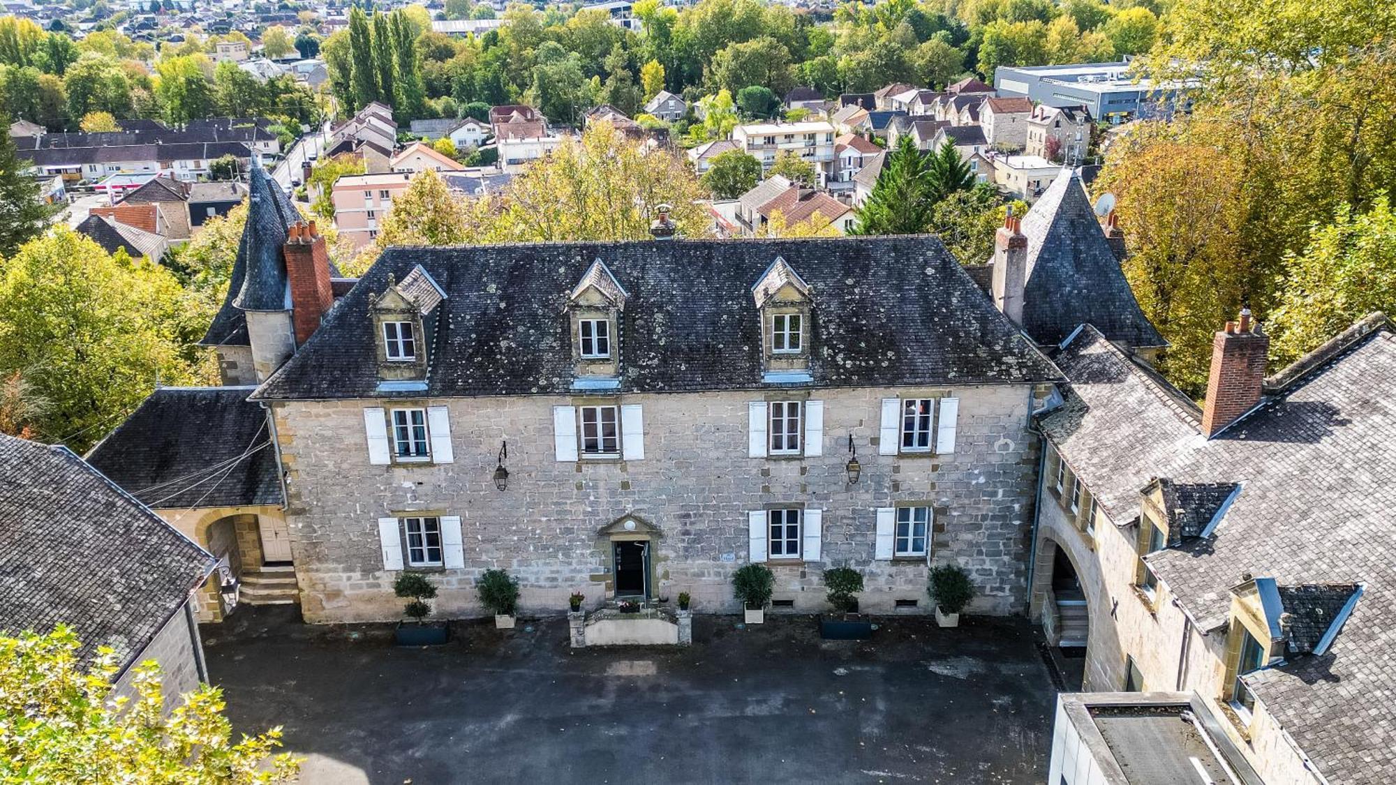 Hotel Chateau De Lacan Brive-la-Gaillarde Bagian luar foto